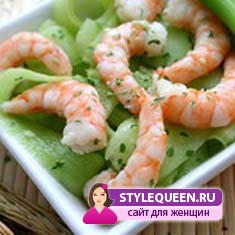 Салат из креветок с огурцами