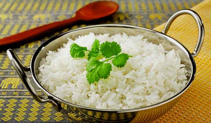 Белый рис содержит плохие углеводы