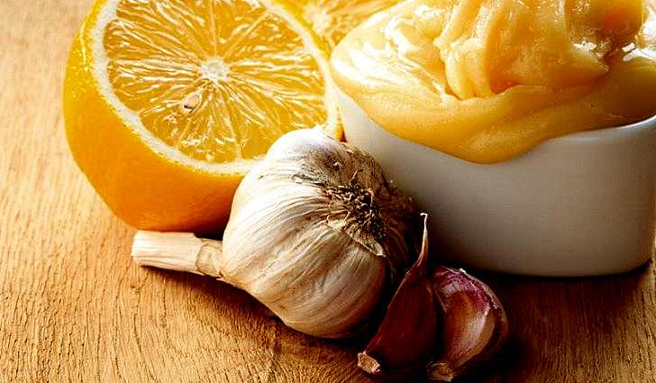 Эффективен настой чеснока и лимона при повышенном холестерине