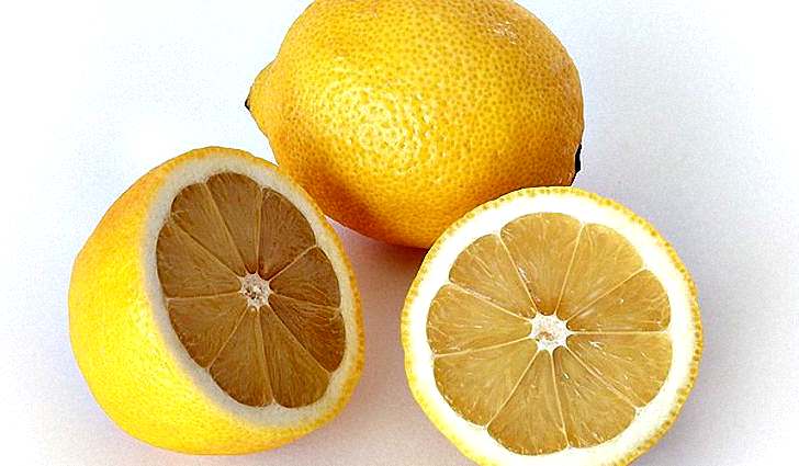 Как лечить мозоль на руке или ноге корочкой лимона
