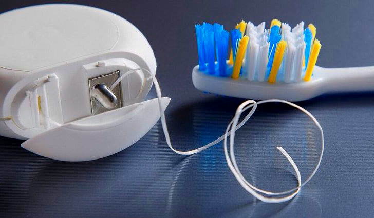 Предметы для чистки зубов